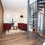 Chalet, Dom wakacyjny