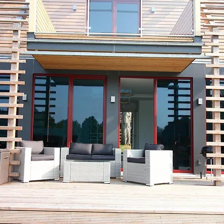 Semesterbostad Chalet, *